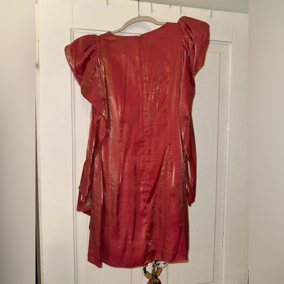 Elliatt Dress! - Picture 3 of 3